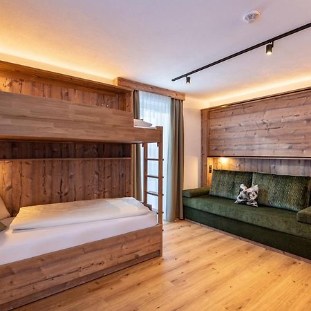 Anja'S Schoenblick - Bed & Breakfast Герлос Екстериор снимка