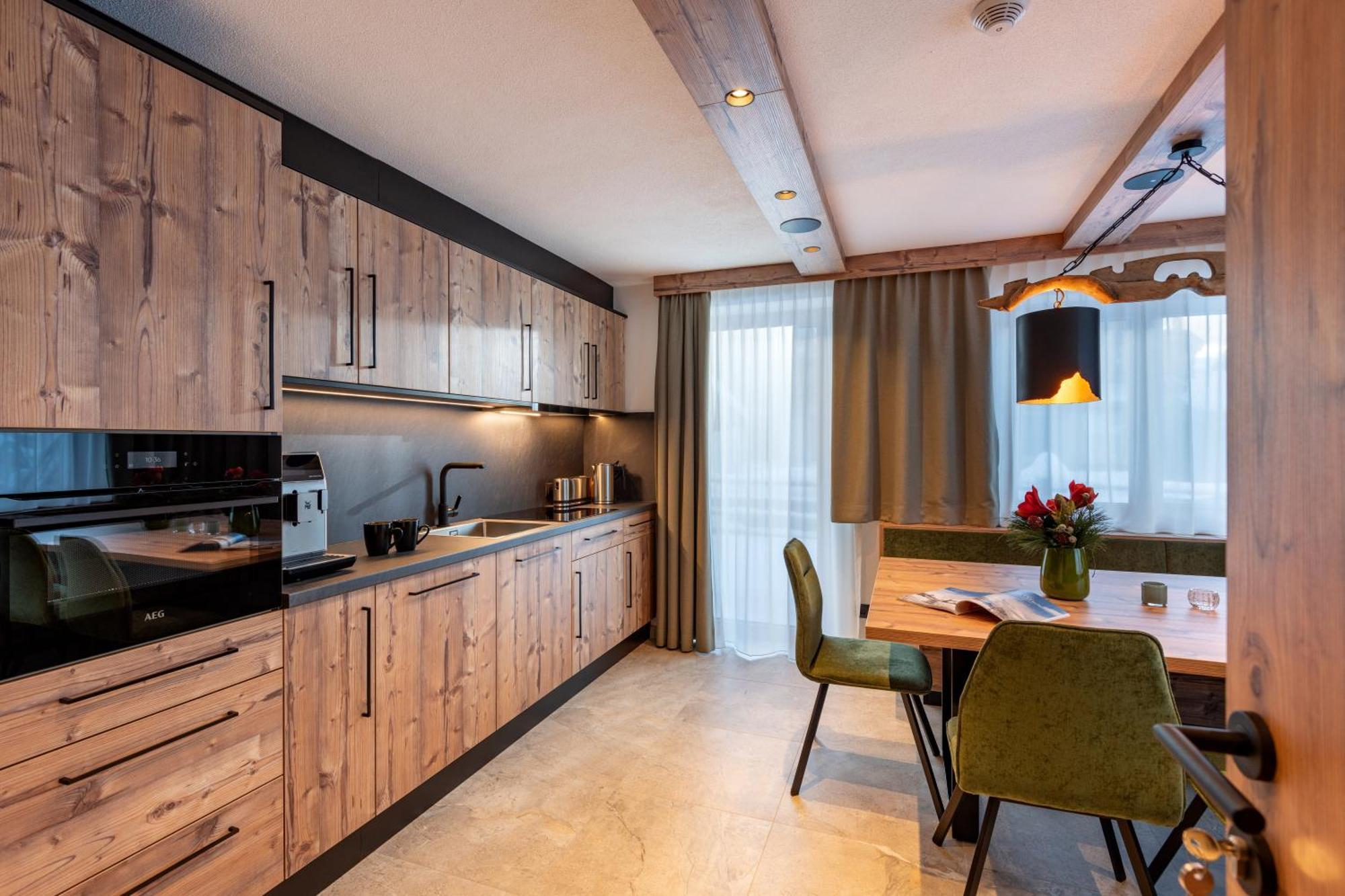 Anja'S Schoenblick - Bed & Breakfast Герлос Екстериор снимка