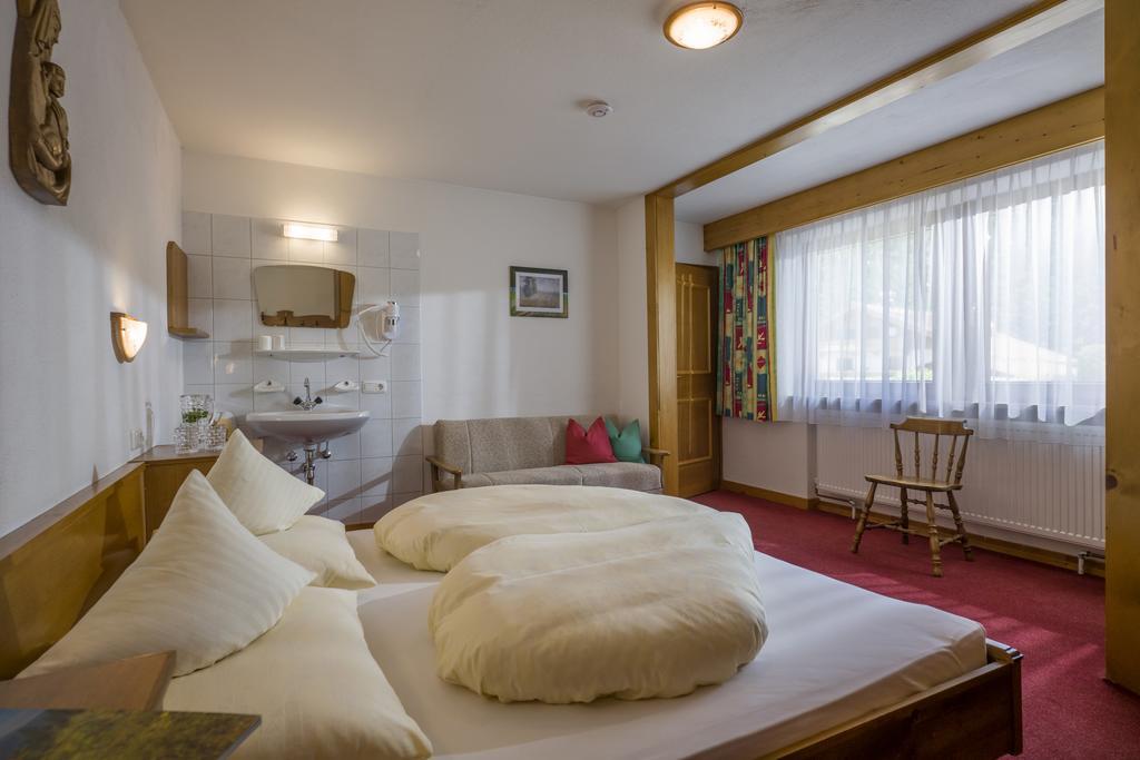 Anja'S Schoenblick - Bed & Breakfast Герлос Екстериор снимка